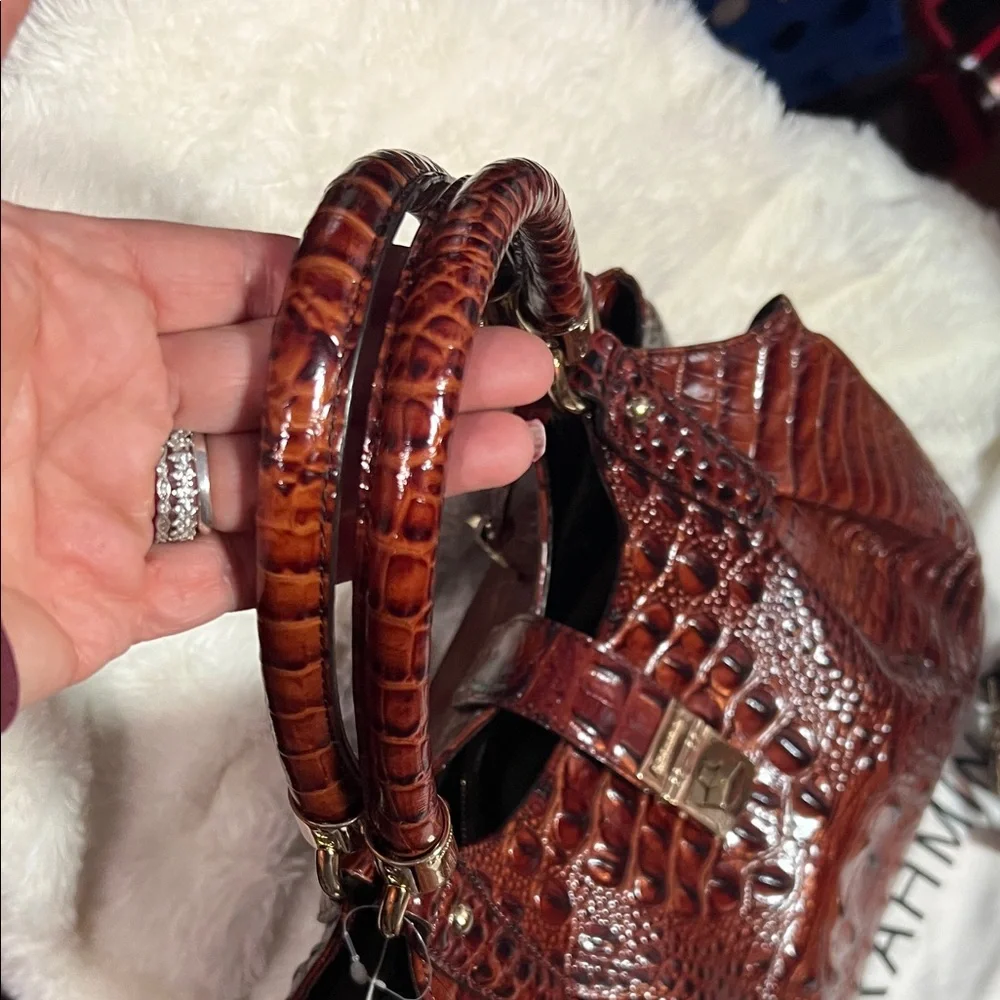 Brahmin Elisa in pecan Melbourne EUC - Picture 4 of 11